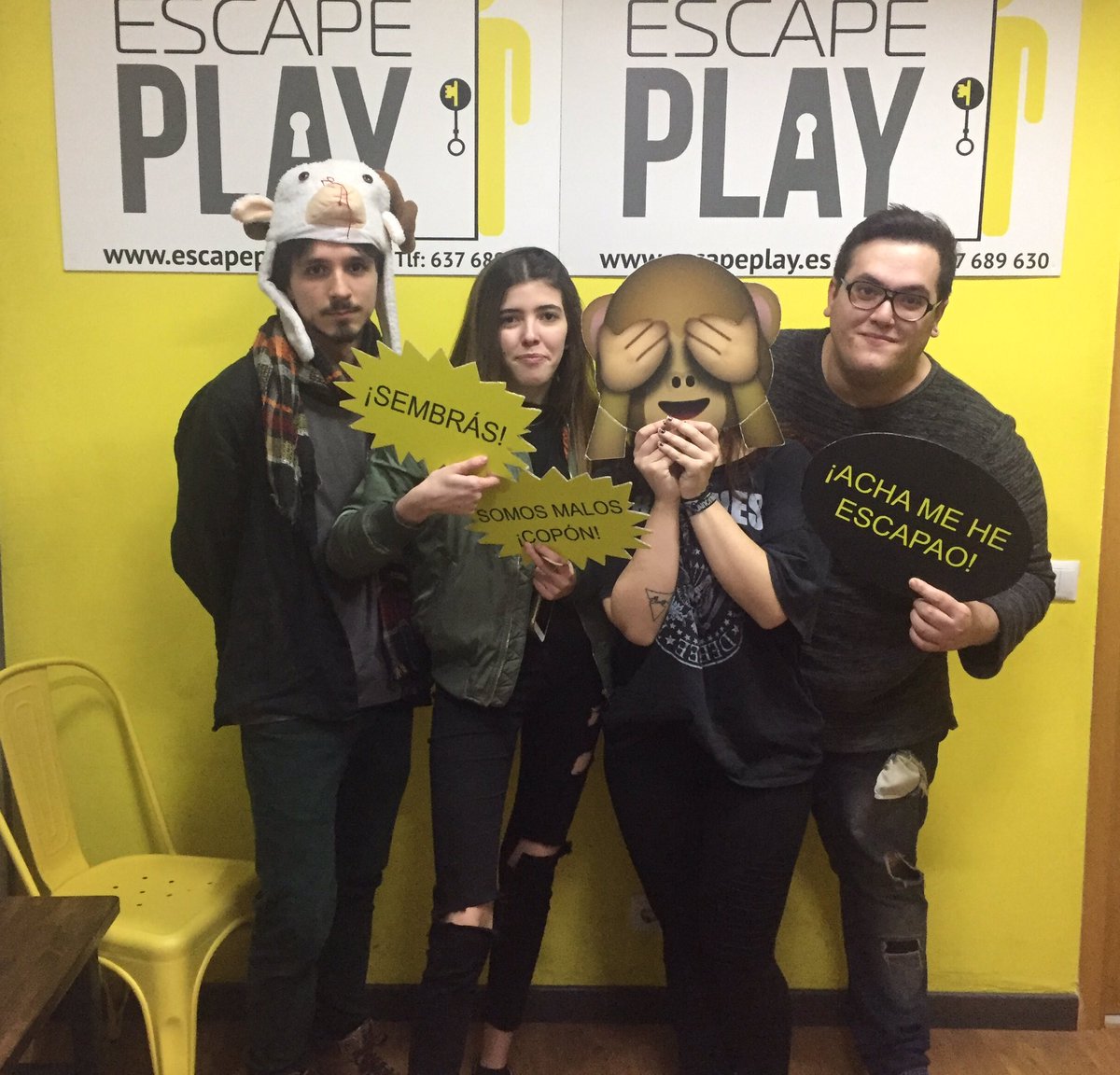 Otro equipo que vive esta experiencia única y tan divertida.
¿Y tú te atreves? #Murcia #escaperoom