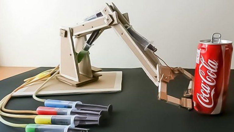 Makerspaces_com's tweet photo. #Makerspace project - Learn how to create a robotic arm that moves using cardboard.  This tutorial plus 24 other #MakerEd projects in our latest post - https://t.co/imdL78LAMW https://t.co/IwTbQMmzRl
