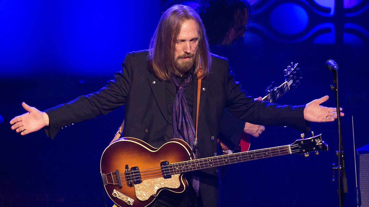 Autopsy: Tom Petty died from accidental drug overdose bit.ly/2BghvTe?utm_so… https://t.co/1VhI5z59Ht