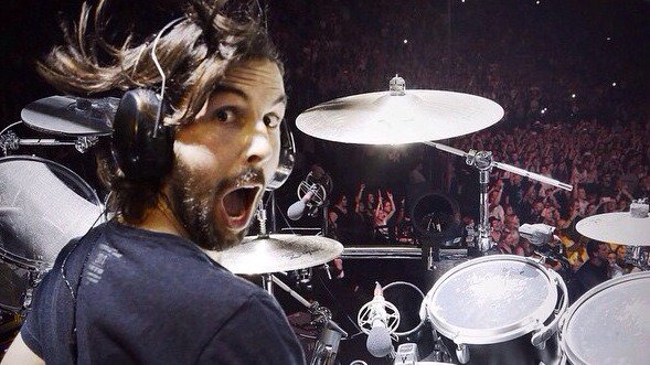 Happy Birthday Rob Bourdon!!!!         