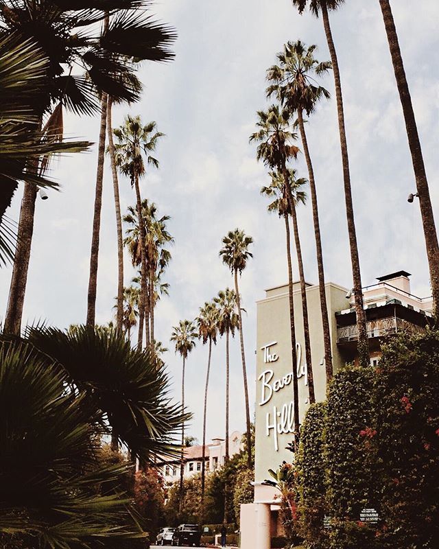 ...that’s where I want to be ✌🏻 #TGIF #beverlyhills #whatathrill ift.tt/2Be5E8u