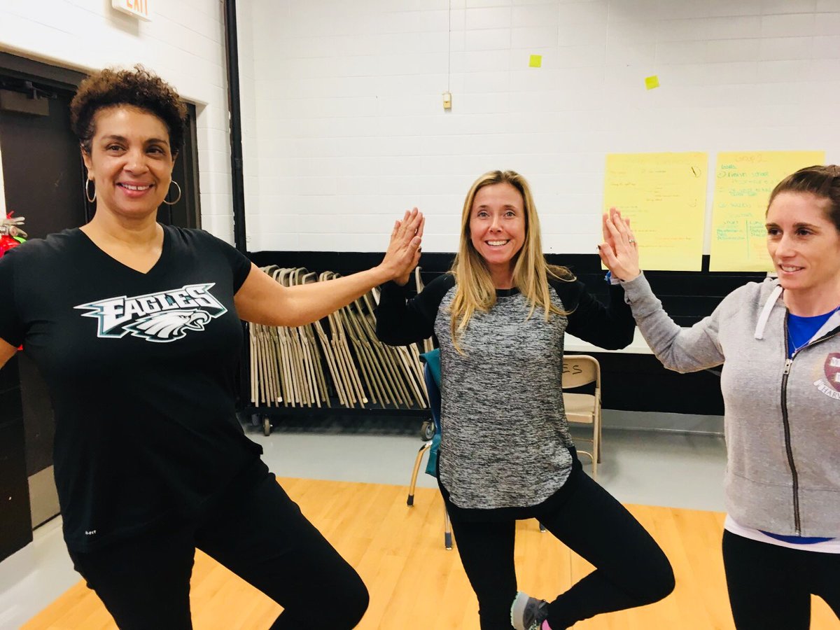 AlishaDelorenzo's tweet image. Building trust @Asbury_ParkSD wellness I @yogacalmkids Tt training #APWellnessProject