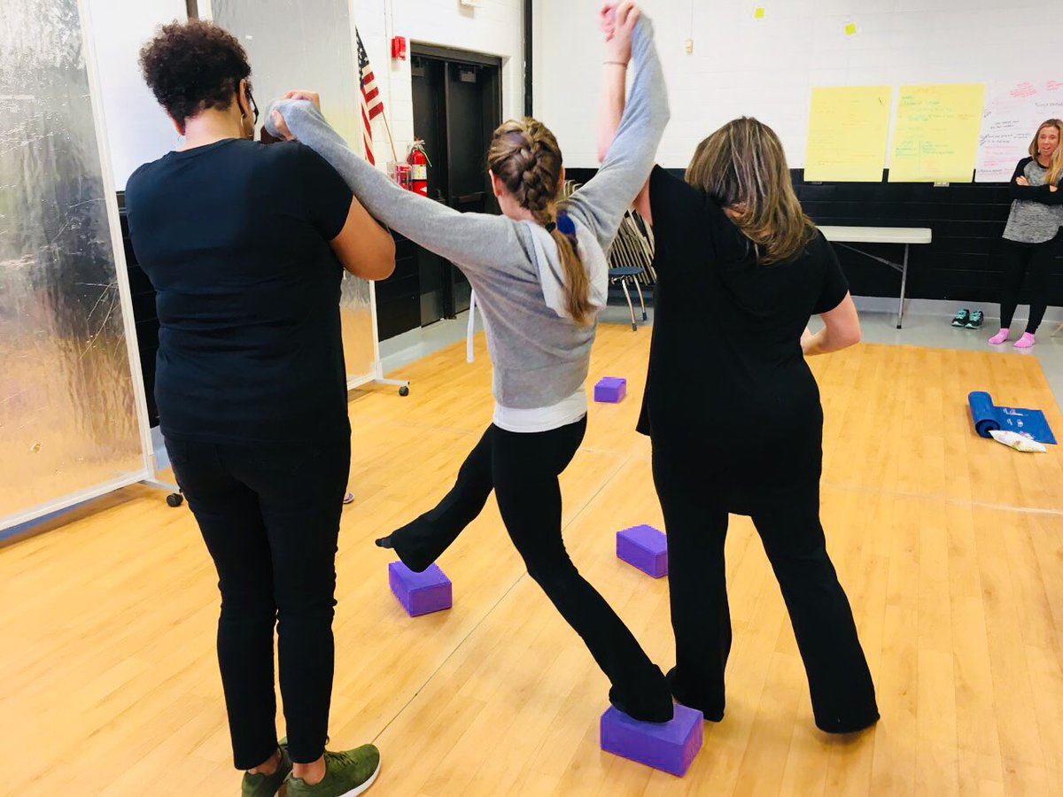 AlishaDelorenzo's tweet image. Building trust @Asbury_ParkSD wellness I @yogacalmkids Tt training #APWellnessProject