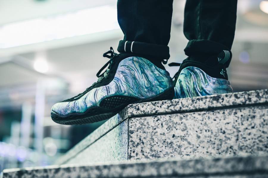 foot locker mens foamposite