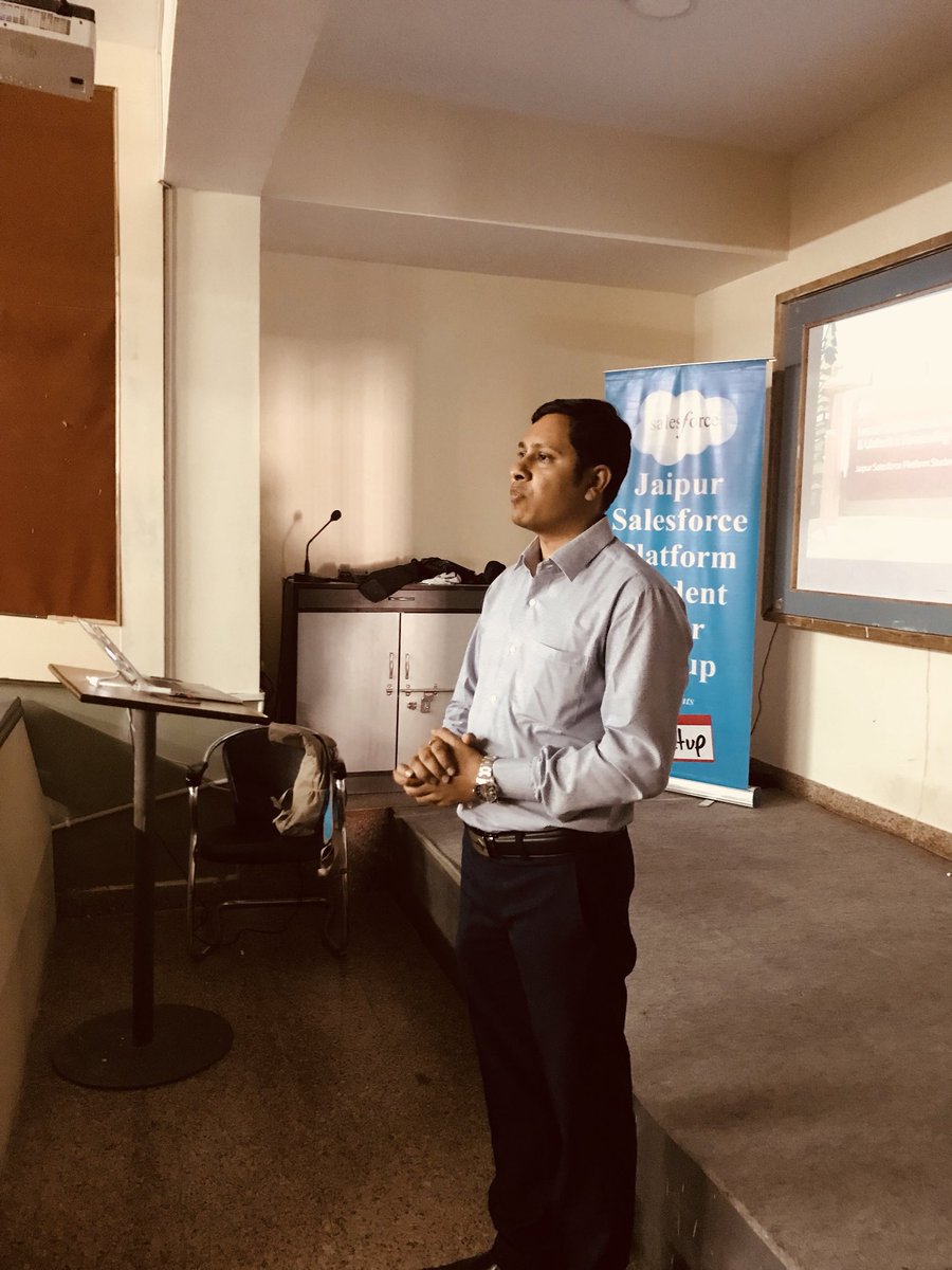 GodikaShubham's tweet photo. First meetup as a volenteer in my college @poornimacollege exited @sfdcStudent_jai #sfedureach #jaipurSUG @neetubansal5 @anurag_sfdc https://t.co/WGEEsh1Q96