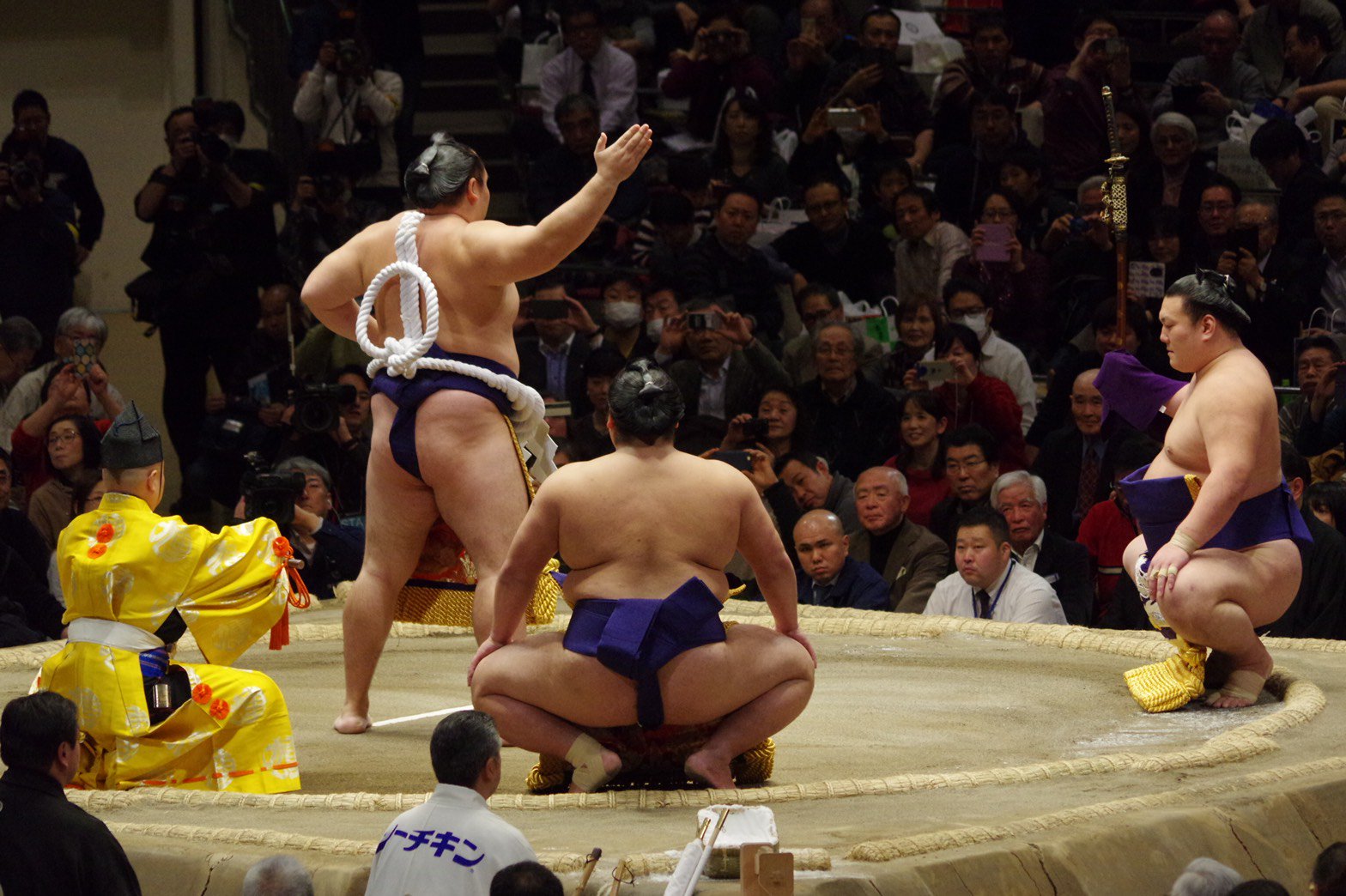 DT93nHmV4AAJVcu.jpg:large