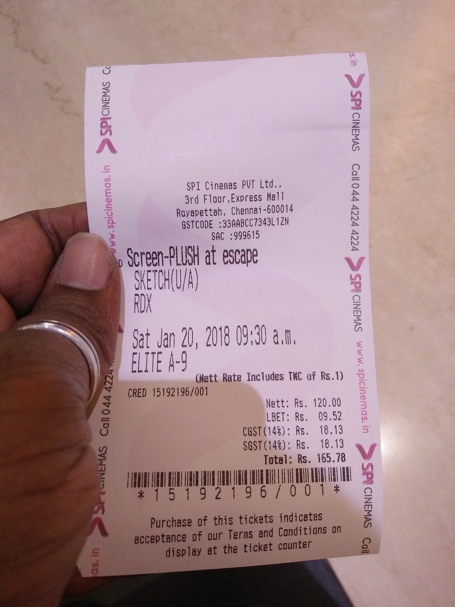 ChiyaanNaresh's tweet photo. Count No.7
#ChiyaanVikram's #Sketch at Escape Cinemas
Mass Entertainment with Good Message
Still with FDFS excitement
#blockbustersketch
#SketchBlockbuster https://t.co/d5svNFh6qy