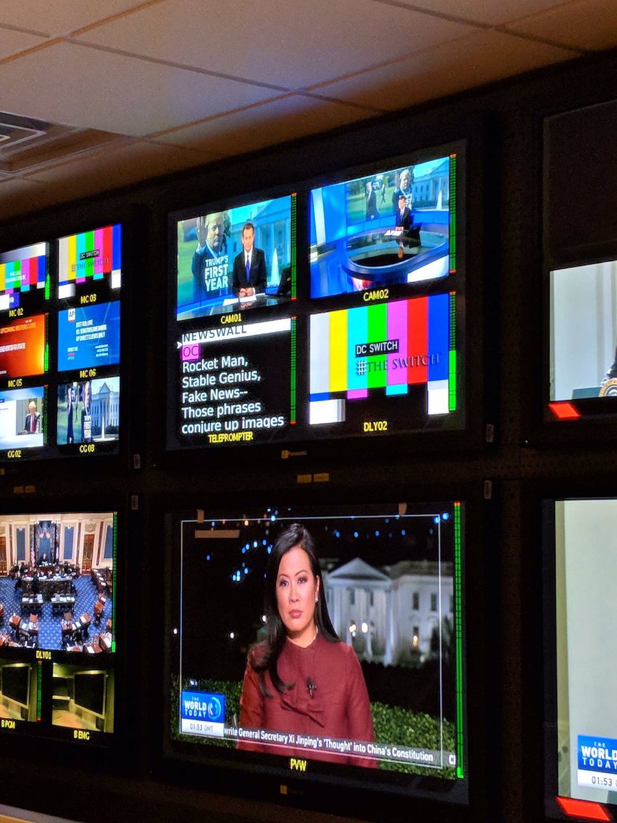 ElaineReyesTV's tweet photo. Busy night in Washington. #TrumpFirstYear #governmentshutdown https://t.co/iwk8IkPJQA
