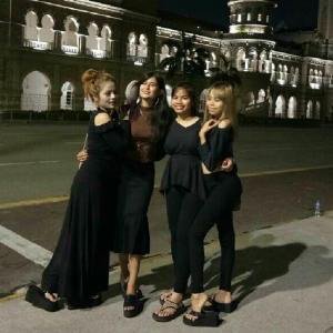 puterihyun's tweet photo. OMG! You have to see this. #BIGOLIVE > support.  
https://t.co/NaweXd0ONb https://t.co/KjHg8cMyXj
