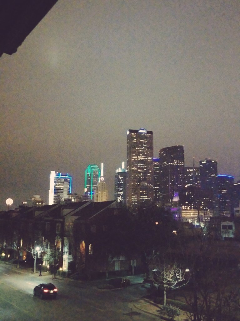 MavsGG's tweet photo. Sneak peak of our view from the new player housing. 🤐 https://t.co/2Mgp2TVaFr