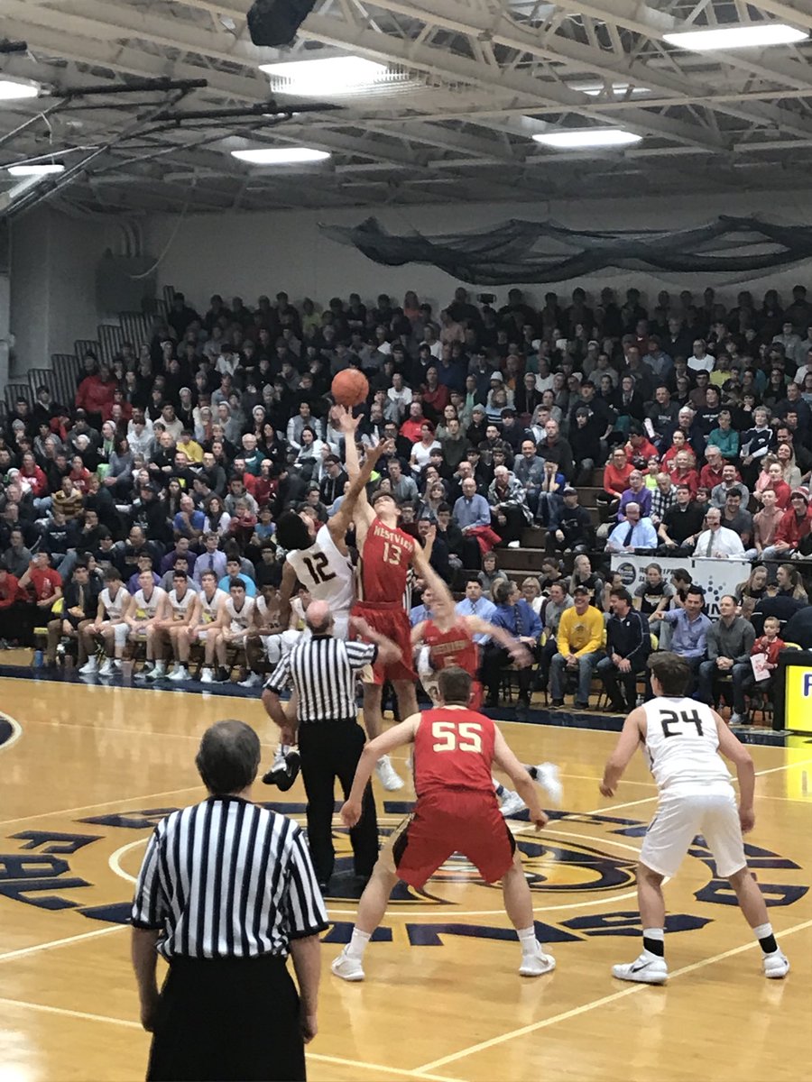FHSFalconhoops's tweet image. It’s a clean sweep! JV Girls,JV Boys, Varsity Girls and Varsity Boys all win vs Westview!!! The Boys final was 56-52!!!!
# FalconPride @FJSHS_Students1 @FHSFalconScores @Falcon_Bball