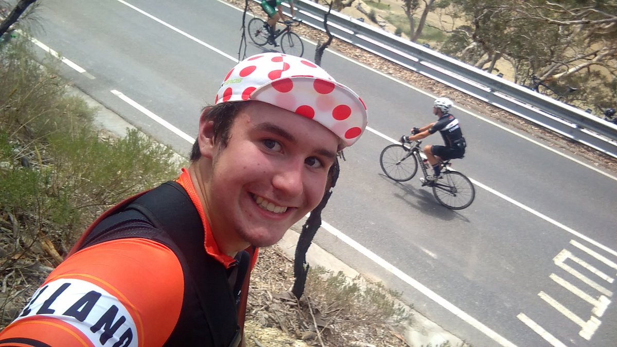 TheCyclingRaven's tweet photo. I'm at 750m to go! https://t.co/a7ycffsJFn