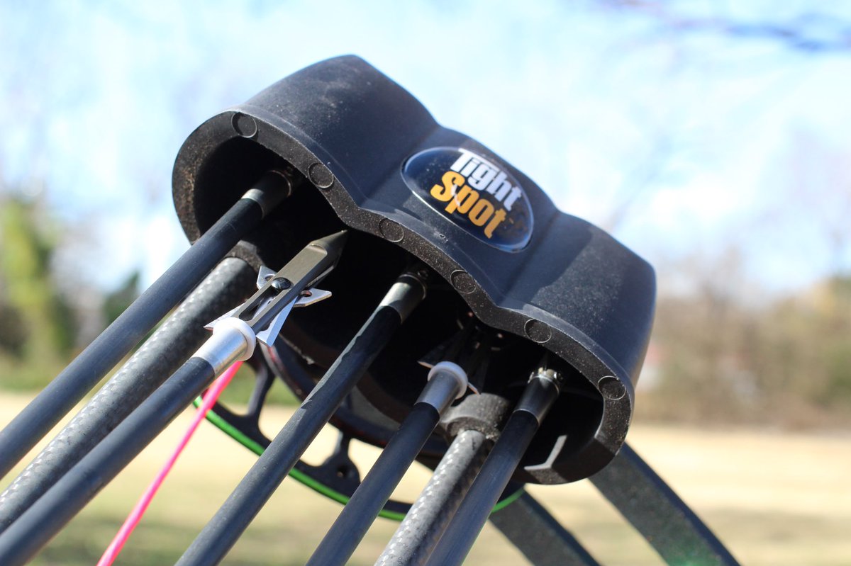 OutdoorCompound's tweet image. What broad head is in your quiver? #hunting / #bowhunting / #deerhunting / #iamsportsman / #itsinmynature