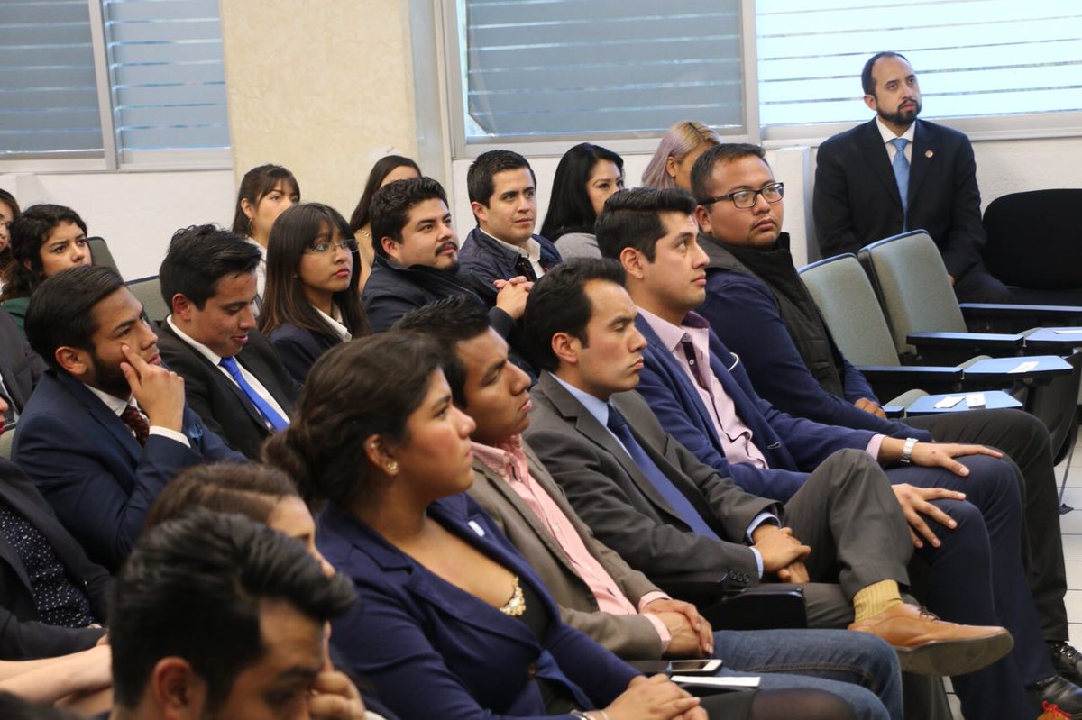LorenzoRiveraN's tweet photo. Este día en la #Buap acompañé a mis amigos que rindieron protesta como Comité Ejecutivo del Club Toastmasters Minerva. Les deseo ¡mucho éxito! #Oratoria #Debate #Comunicación https://t.co/PpMSEFTM15
