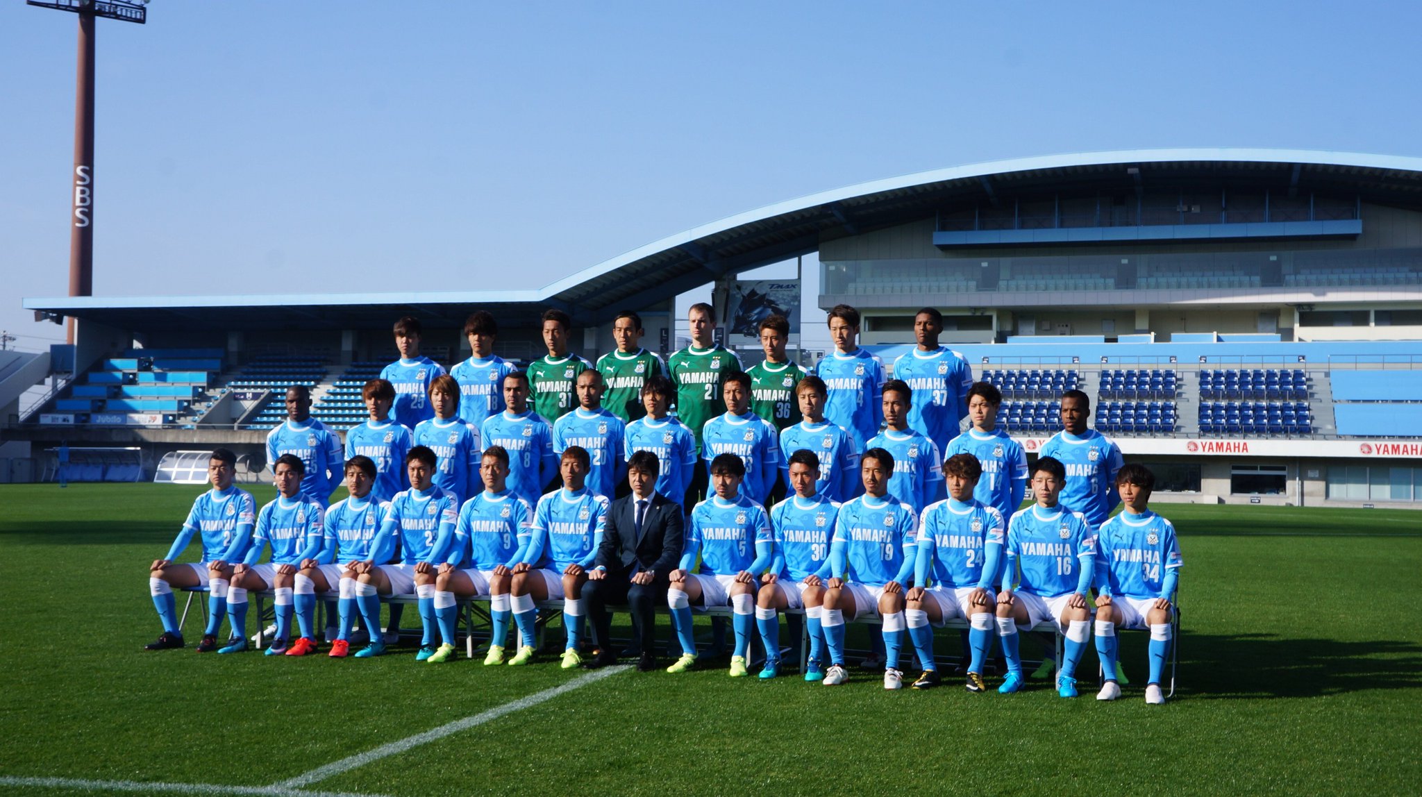 未使用　2021年 ジュビロ磐田 チーム集合写真　プレートロゴ付き 未使用 2021年 ジュビロ磐田 チーム集合写真 プレートロゴ付き