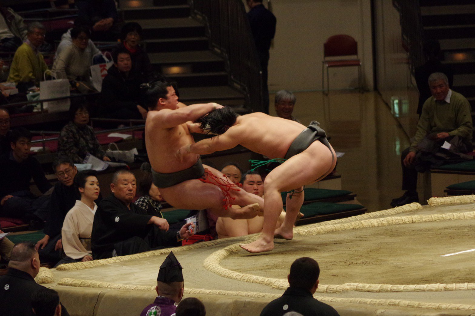 DT9e5lyUMAAhBeC.jpg:large