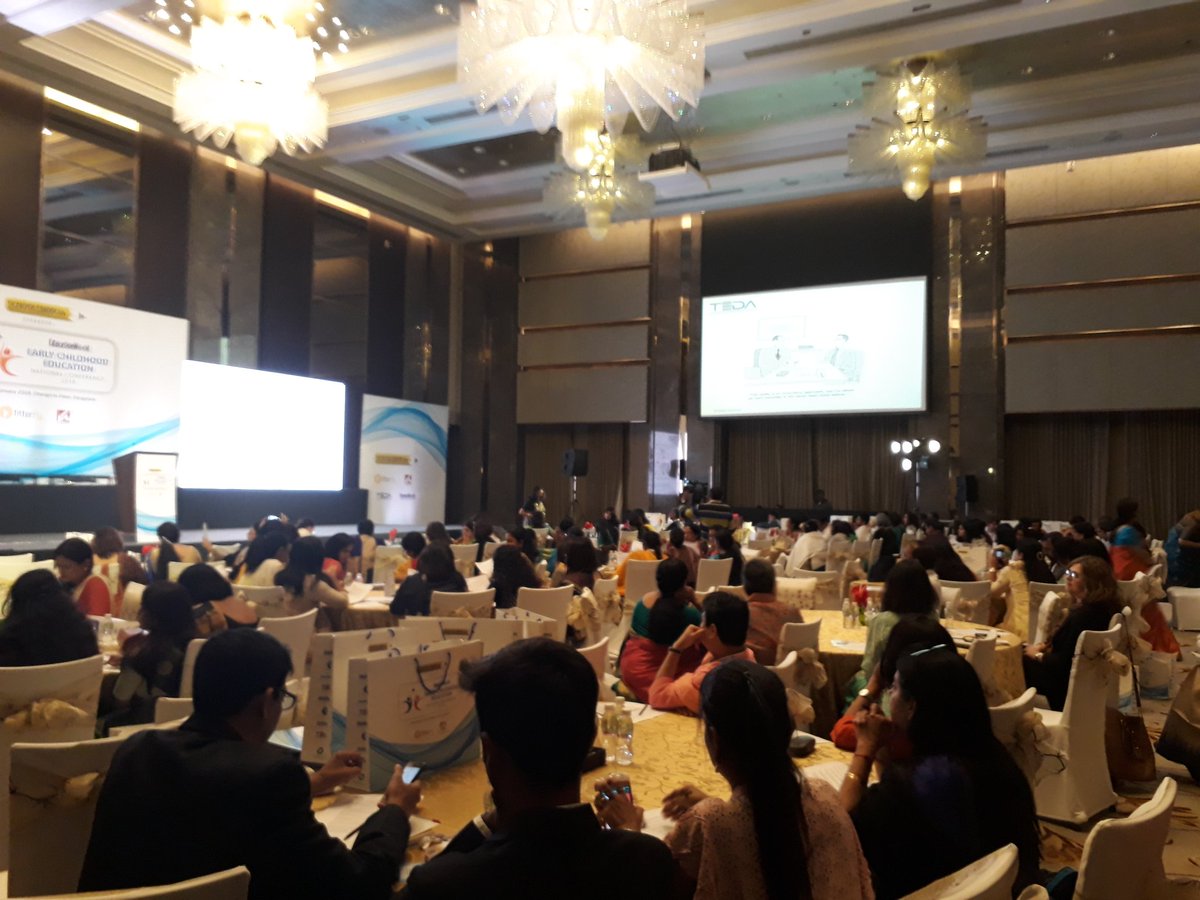 arshiyauzma's tweet photo. Teams working together at the @TEDA_in workshop #ewece2018 https://t.co/SD15FAVUiv
