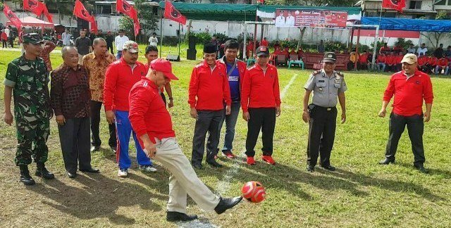 Bupati Shabela Buka Liga Sepakbola Usia Dini lingepost.com/bupati-shabela…