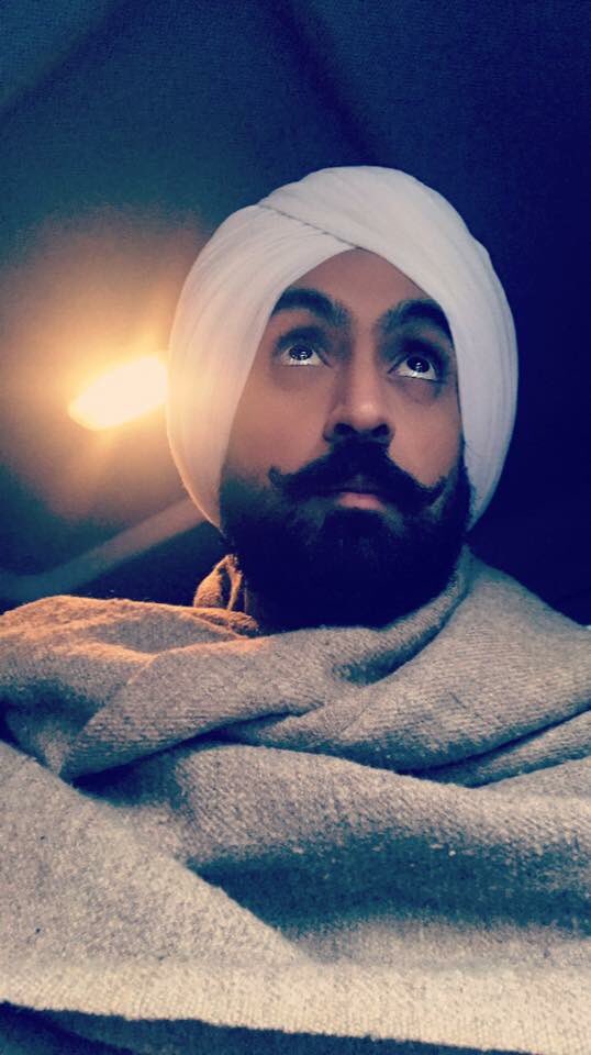 diljitdosanjh's tweet photo. Rising Star Aj First Episode ON AIR Hona 9pm 😊 Tuadey Sareya Da PYAR Chaida 😊🙏 @ColorsTV https://t.co/0m2wZxyXl8