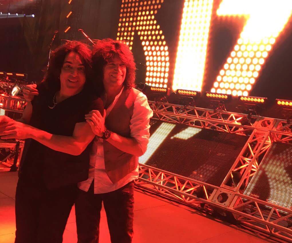 Remessageed Tommy Thayer ( Happy Birthday 