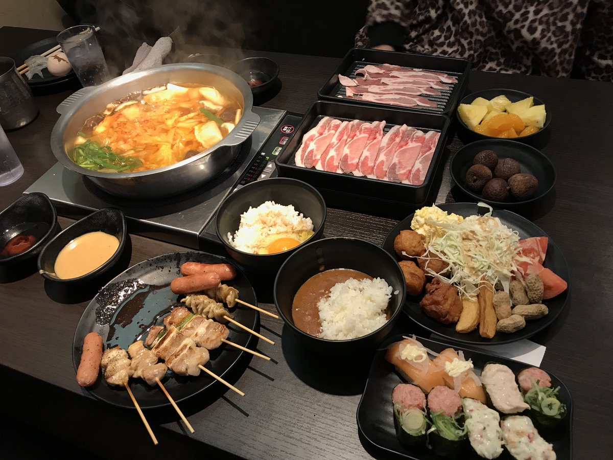 Uzivatel わもたん Na Twitteru 今日のお昼は しゃぶしゃぶ食べ放題の おかわりくん にて 豚コース1280円でガッツリお肉やお寿司 デザートを食べて来たよ お腹パンパン 恒例の夜ご飯抜きです 笑 今日のお昼ご飯 しゃふしゃぶ 食べ放題 おかわりくん