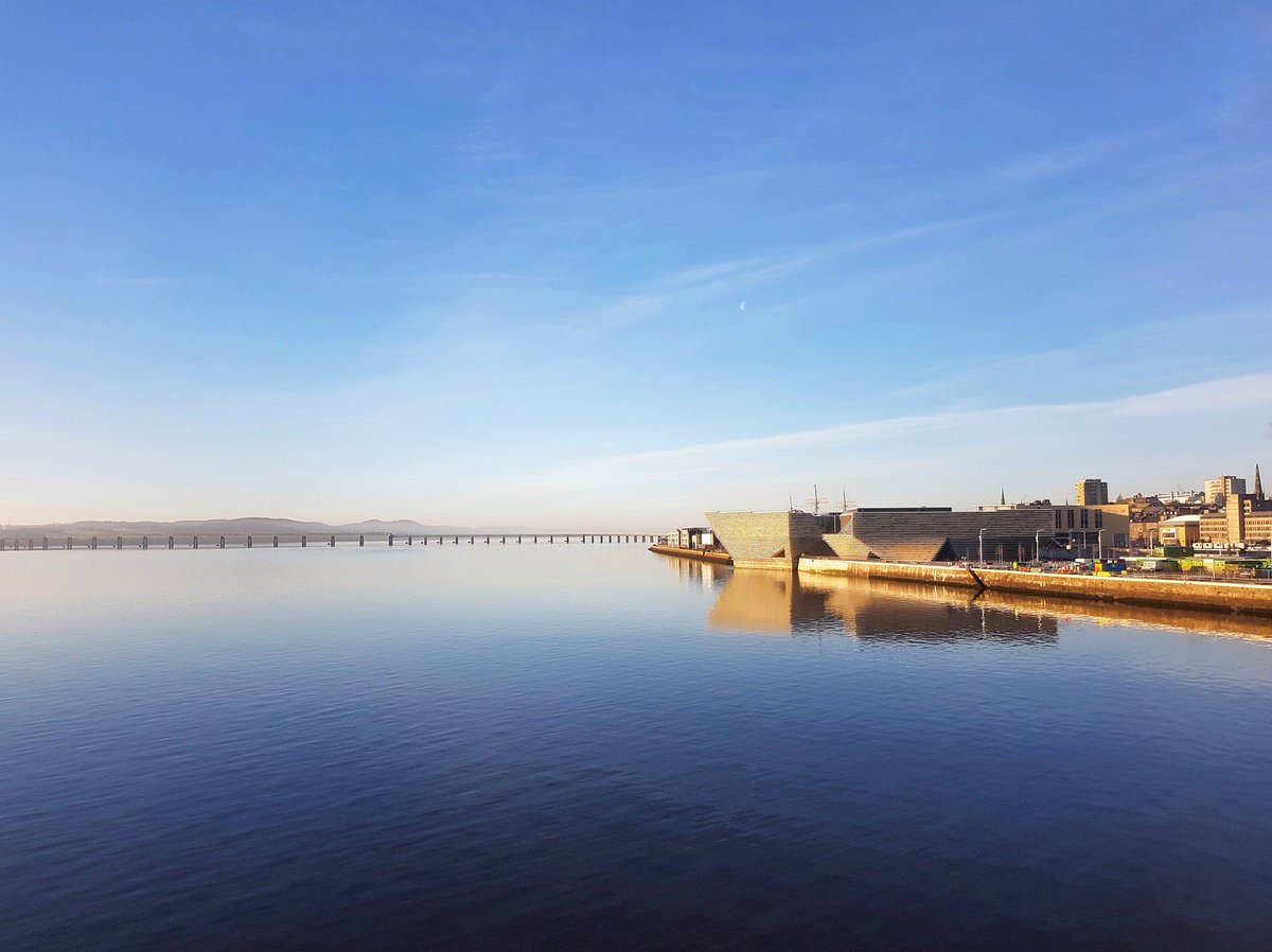 VADundee's tweet image. Good morning! 🌞❄️ Dundee at -3℃ is still as sunny as ever ❄️🌞
