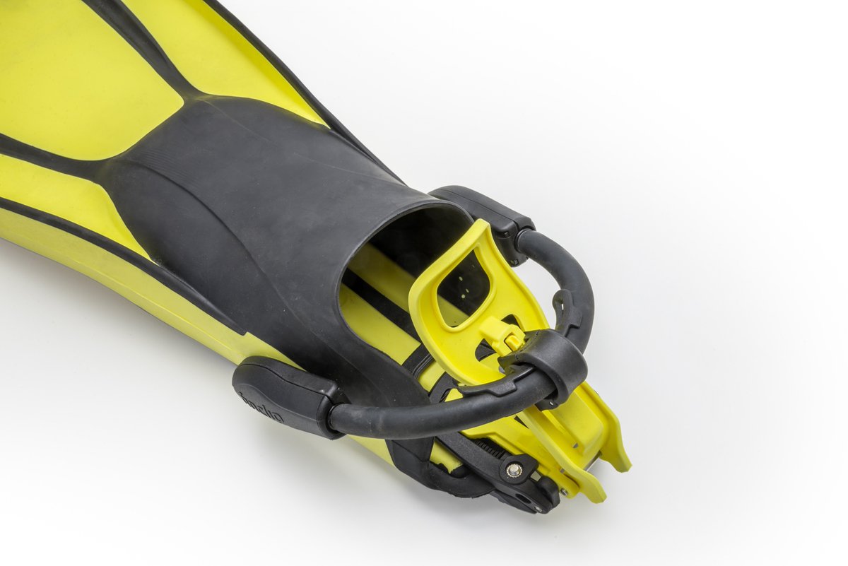 FinclipProject's tweet image. We apologize for these 6 months of absence, but we have been engaged in the production of the product. Now we can say that we are truly satisfied with it and we thank you for the valuable feedback. We will keep you updated on the launch of the e-commerce too! 😉