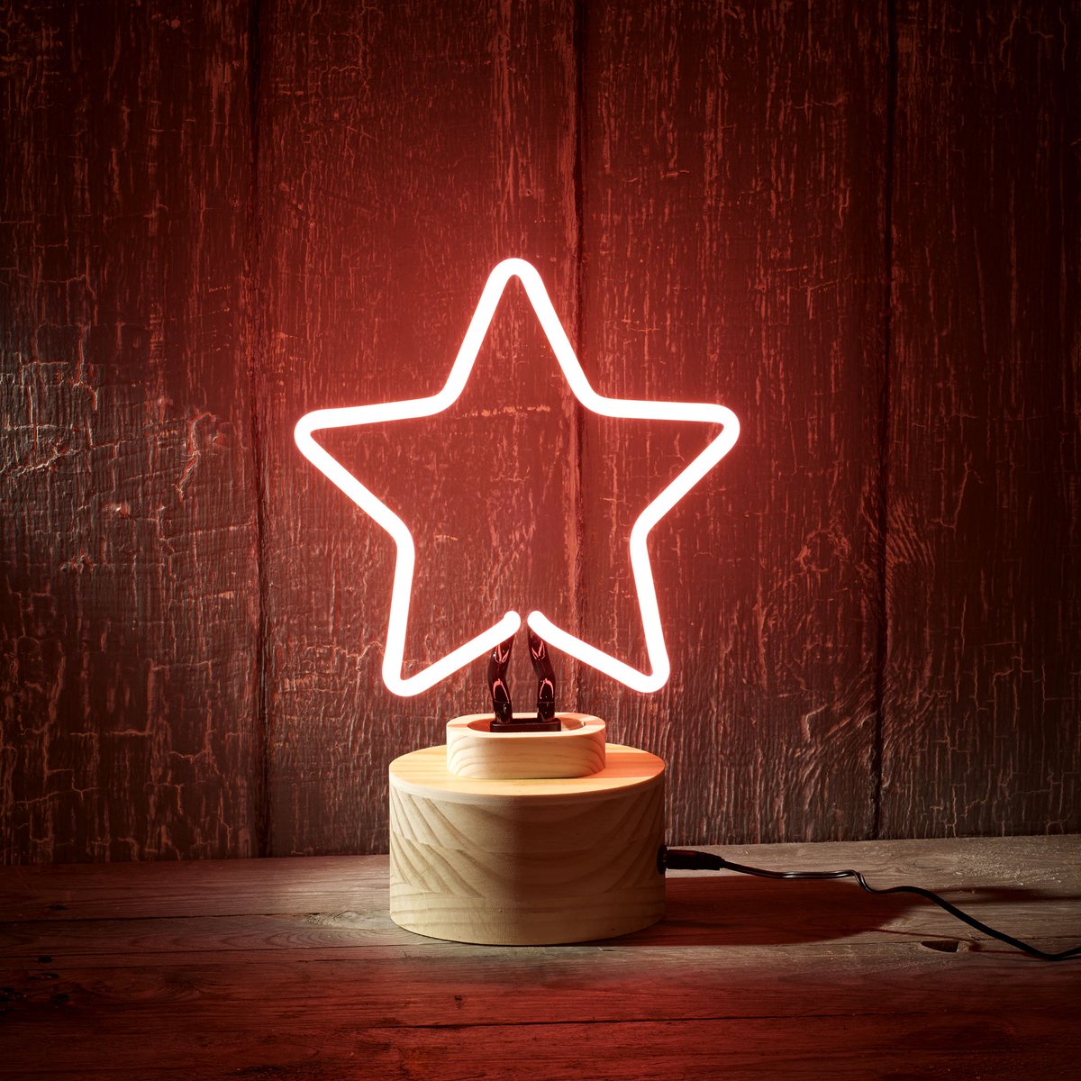 Shine bright with one of our Pink Neon Star lamps. 
goo.gl/iZL1mS
#EarlyBiz