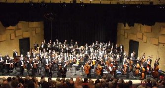 EventsClassical's tweet photo. Sat 3 Feb. 19.30. @SotonConOrch Orchestra with @PaulIng23662211 #Conductor and @KeelanCarew #piano : #Dvořák #Rachmaninov #Tchaikovsky #Humperdinck 

At @TurnerSims Concert Hall
#Southampton 

See: https://t.co/TCiurgof8k https://t.co/AwZZeHwbak