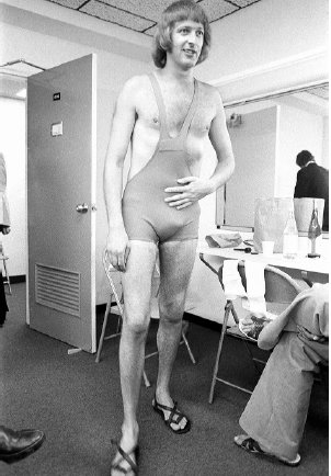 montypython's tweet photo. Graham would of been 77 years young today... #happybirthday #montypython #grahamchapman 
(Photo © Annie Leibovitz) https://t.co/sHEHiXMvI3