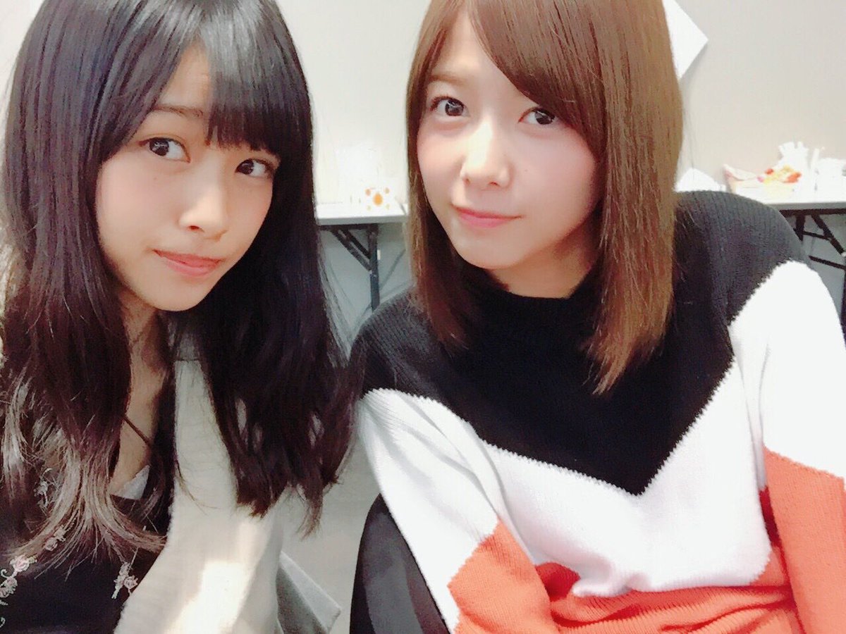 ট ইট র とーま46 渡邉理佐 今日の渡邉理佐レーンの剥がしやっちゃゆるくて長かった気がするけど みんなそうだよね 笑笑 髪切ってて可愛かったテンション爆上げ 隣の葵も可愛かったーww 欅坂46 個別握手会 渡邉理佐