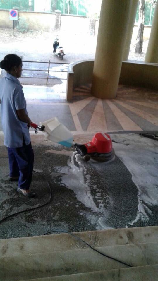 visrane's tweet photo. Monitoring the #GMC hygiene standards -was happy to see the agency doing a great job during my visit yesterday sharing a few pictures of before and after. Will do whatever it takes to make GMC a premium health institution. Working towards a progressive #Goa https://t.co/yvzLGprk3n
