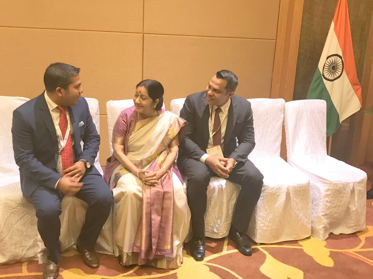 Soukthavy_Ch's tweet photo. My brother @habib_cm and I in discussion with H.E. Smt. Sushma Swaraj Ji, Hon’ble Minister of External Affairs, India at #PravasiBharatiyaDivas #marinabaysands #Singapore #AIBC #PBD2018 #PBDSingapore #PravasiBhartiyaDivasSingapore #ASEAN #India https://t.co/gpgsnPalog