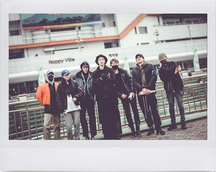 FORNESSTH's tweet photo. [IG Pic] 070118
���� มาดู (น่าจะมาดูแข่งม้ากับเพื่อนๆค่ะ) https://t.co/d7YPk9cETI