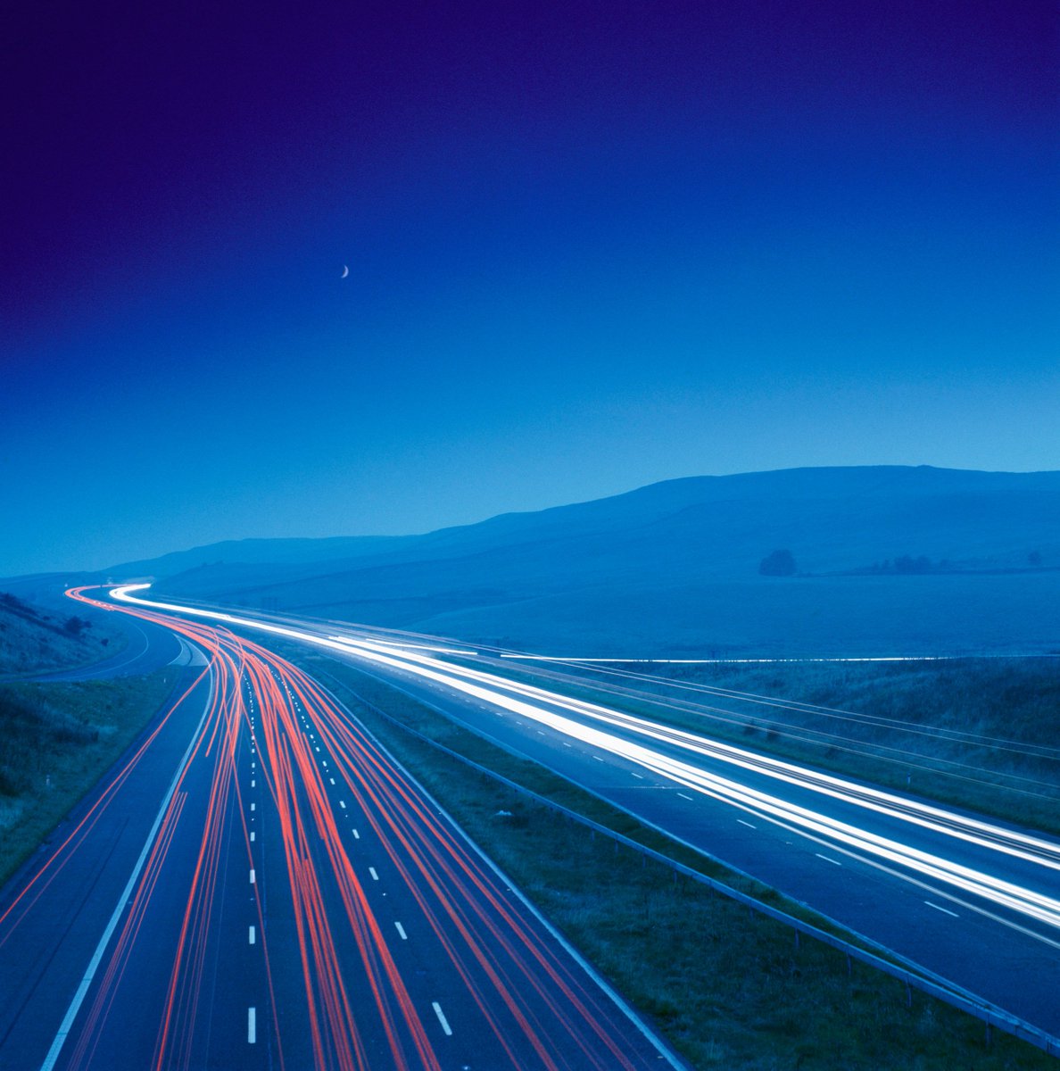 It's all about #performance - don't lag and improve it with asynchronous preloading of libraries or using the new #ODataV4 Model! <a href="/pmuessig/">Peter Muessig</a> shares some more ideas: de.slideshare.net/PeterMuessig1/… #UITechnology #UI5 #SAPFiori
