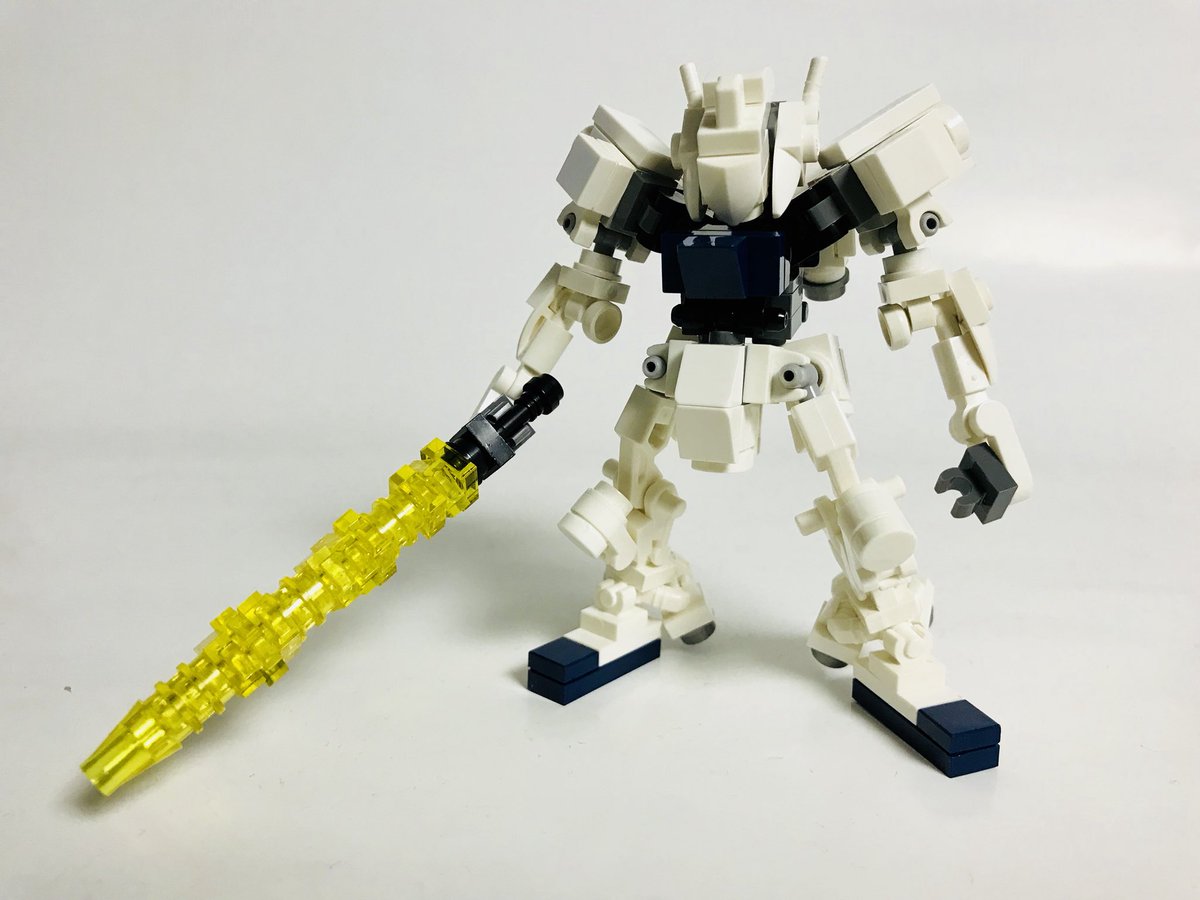 ミサトモ レゴミニロボコンペ ちょっと横幅はありますが 小さいロボ作りました いつものガンダム風で 出来るだけ小さくを目指しました レゴミニロボ レゴロボ レゴ ミサトモ レゴミニロボコンペ ちょっと横幅はありますが 小さいロボ作りました いつものガンダム風で 出来るだけ小さくを目指しました レゴミニロボ レゴロボ レゴ