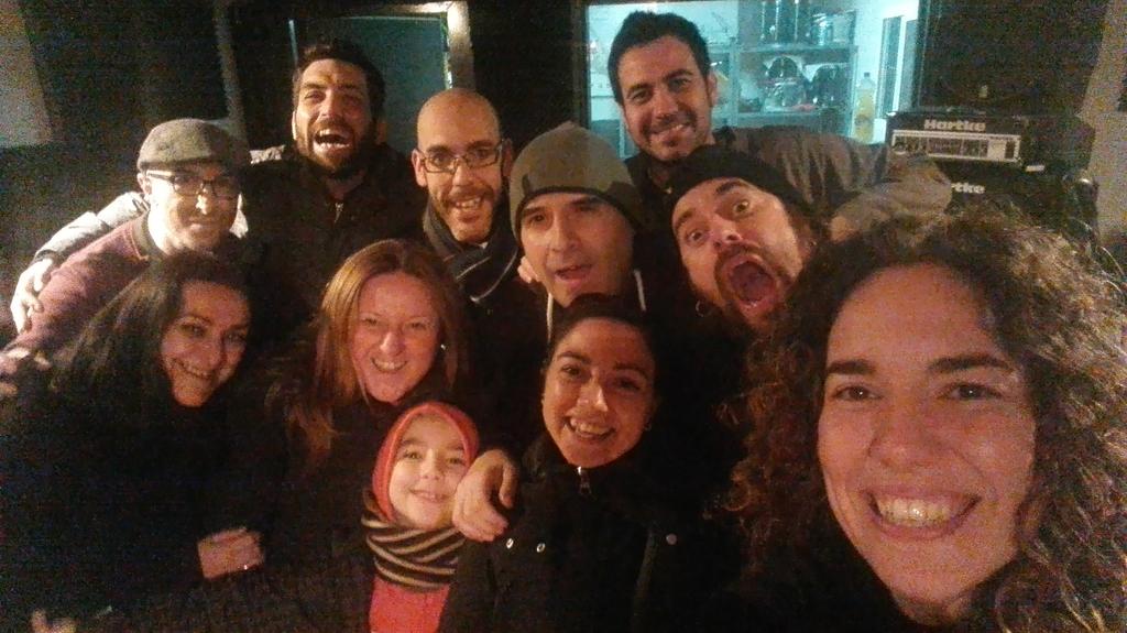 electricosrock's tweet photo. Despedida madriguera entre amigos. #ensayo #concierto #bolo #jam #lúcida #ivalva #loselectricos #GraciasPorTodo https://t.co/60CP3IBM66