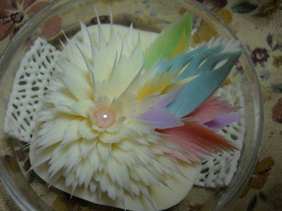 linda_soap's tweet photo. Start the week with this soap craved flower
#carvingisfun
#flowers
#soaps
#monday
#1stdayoftheweek https://t.co/rTnuTwKFqz