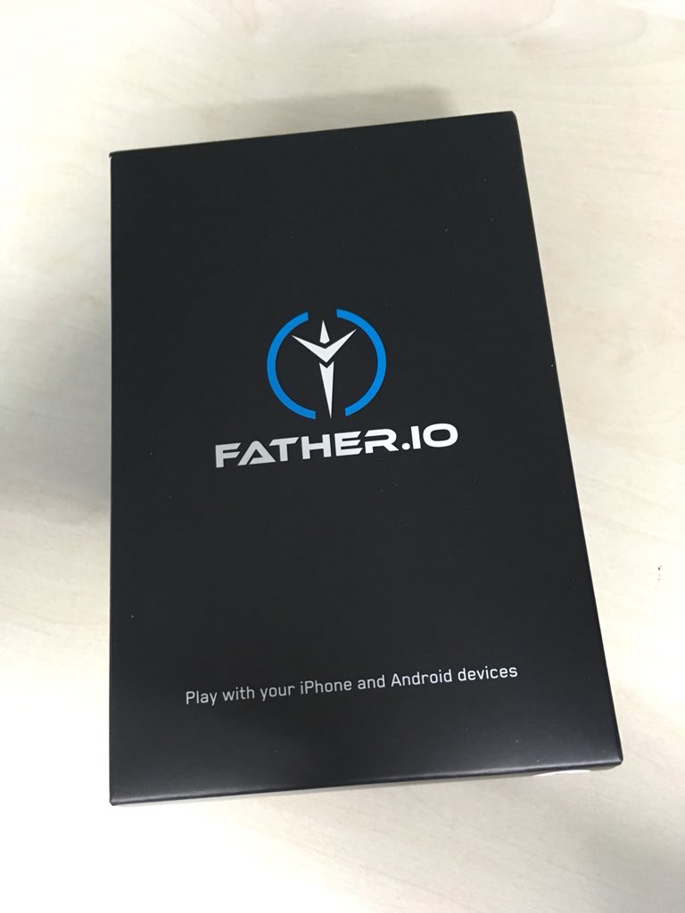 kaierenli's tweet photo. Schau, schau, Büropost der angenehmen Art #fatherIO https://t.co/CgUi4HCLLm