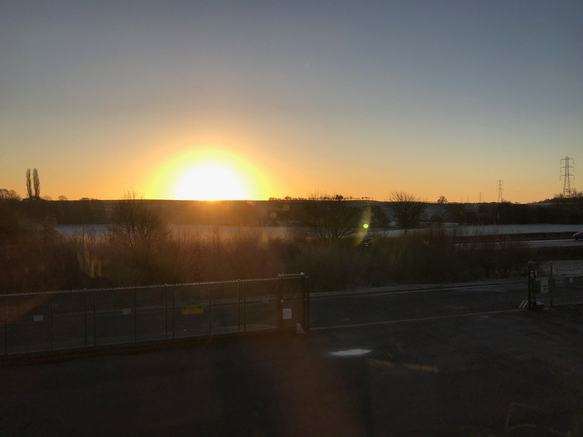 etlfluidexperts's tweet photo. A cold and frosty start at ETL this morning ☀️❄️ https://t.co/Abdk8g0RCe