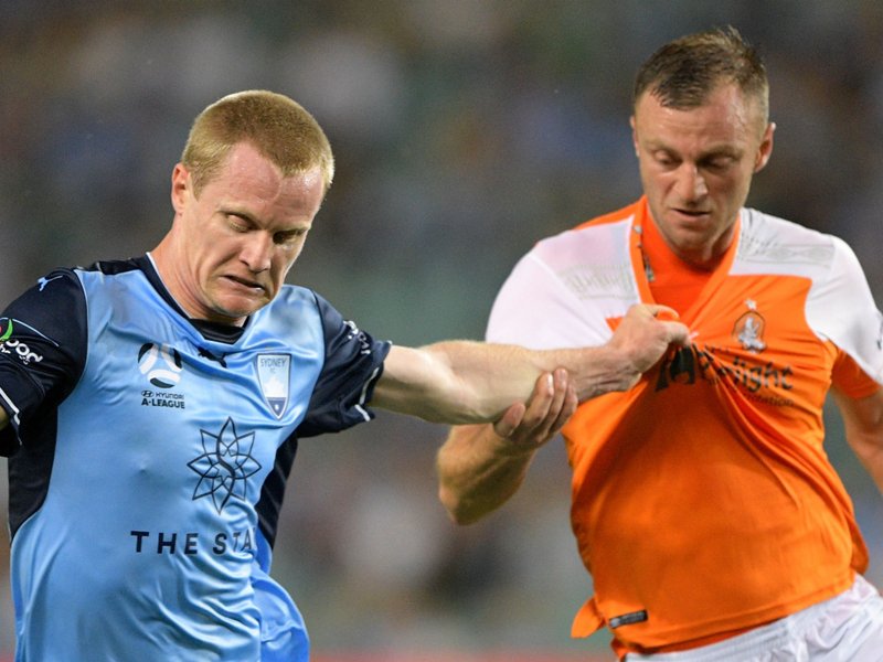 #BrisbaneRoar A-League Review: Ugly clash mars Sydney victory #GoRoar dld.bz/gv4HY