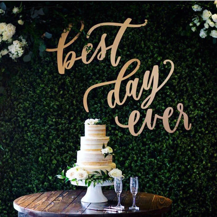 Agencedoreeevents Vos Murs Floraux Chic Et Glamour Sont Disponibles Sur Kinshasa Une Seule Chose A Faire Contactez Notre Equipe Agence Doree Pour Vous Faire Un Devis Agencedoree Wedding Decoration Flowerwall