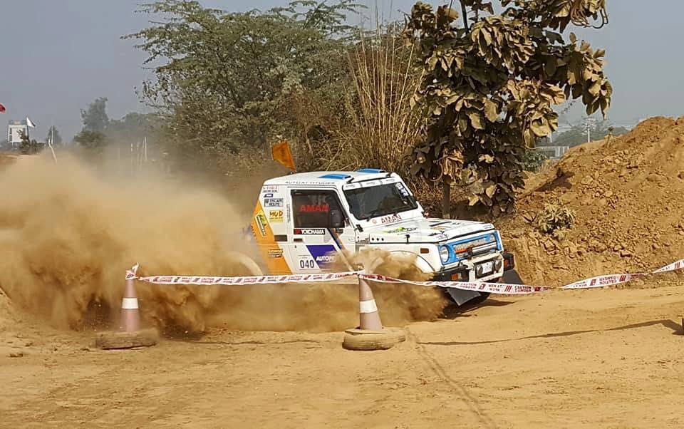 ORAZ_Offroad's tweet photo. In case, you missed the live action, here are a few glimpses of the AutoXXX 06-01-18. 

(2/5)

#OffRoading #Offroad #Jeep #Renault #Duster #OffRoadAdventureZone #AutoCross #MotorSports #Dirt #Dust #Oraz #DelhiTimes #AutoXXX #Event #Zen #Esteem #Swift #MarutiSuzuki #Suzuki https://t.co/TboBPmVjAP