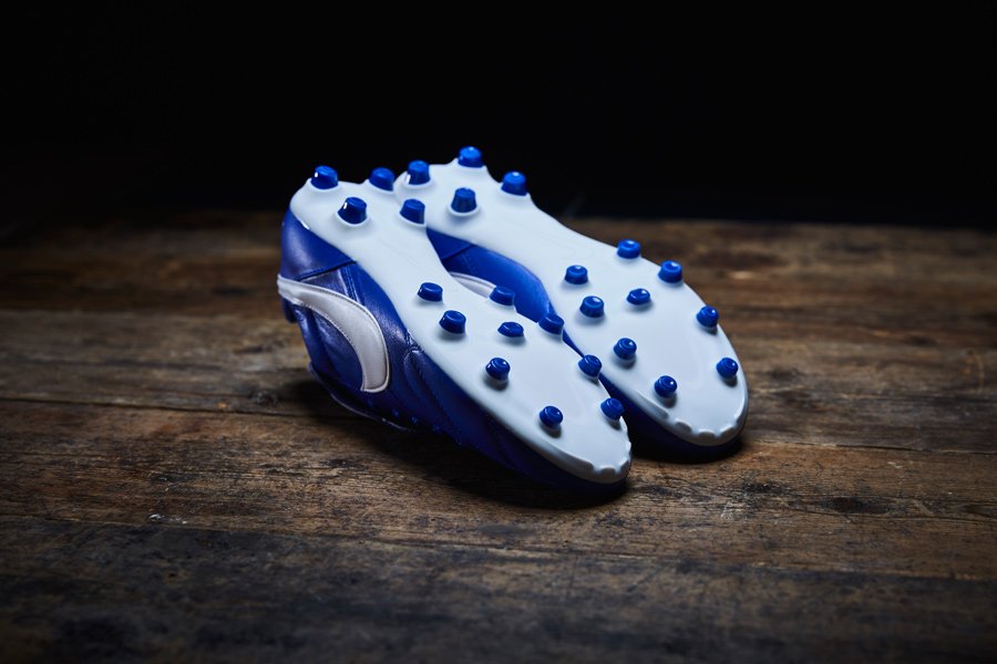 ProD_Soccer's tweet photo. The latest Nike Premier 2.0 colourway to sink your feet into.

🔵⚪️ https://t.co/5BDqHn5qDx
