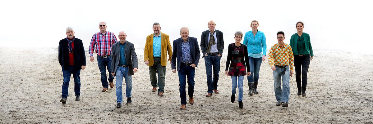 FNP Hearrenfean. Ticht by de minsken.