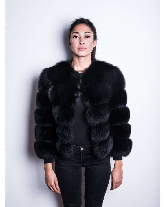 Elia Fur Jacket from Hunt Fourrure!x #mjstylingrecommended #fashion #stylist #personalshopper #londonstylist