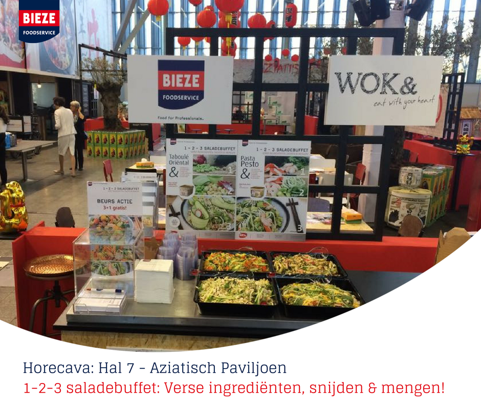 Bieze_FS's tweet photo. Laat je verleiden door de Chinese of de Japanse keuken. Wij presenteren hoe je in drie gemakkelijke stappen een heerlijke Aziatische salade kunt serveren. Kom gerust proeven in hal 7 op het Aziatisch Paviljoen! #Horecava https://t.co/ftHJwLj0Cn