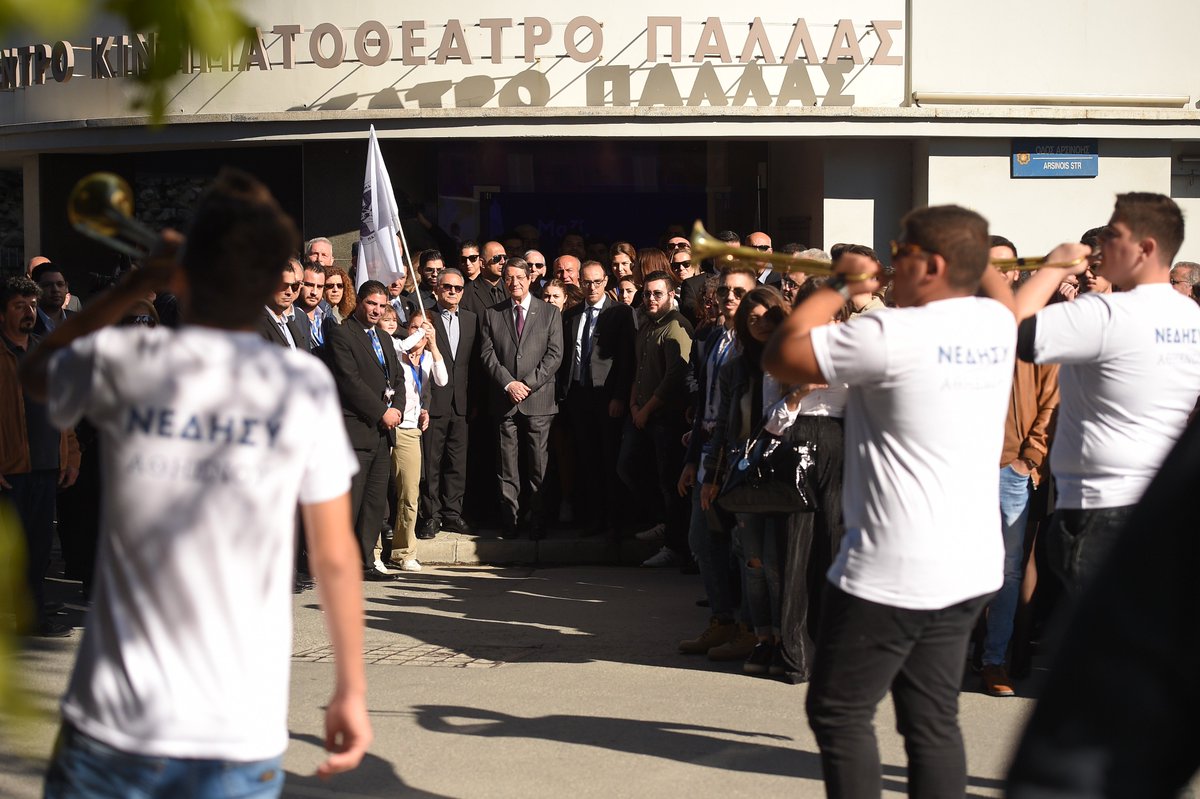 stalw_ch's tweet photo. Δεν είδαν λέει ΝΕΟΛΑΙΑ αυτοί της στημένης "νεολαίας" του @NicholasPapadop. ΑΥΤΟΙ ΕΙΝΑΙ ΔΕΙΝΟΣΑΥΡΟΙ. https://t.co/yXbDlVBSKS