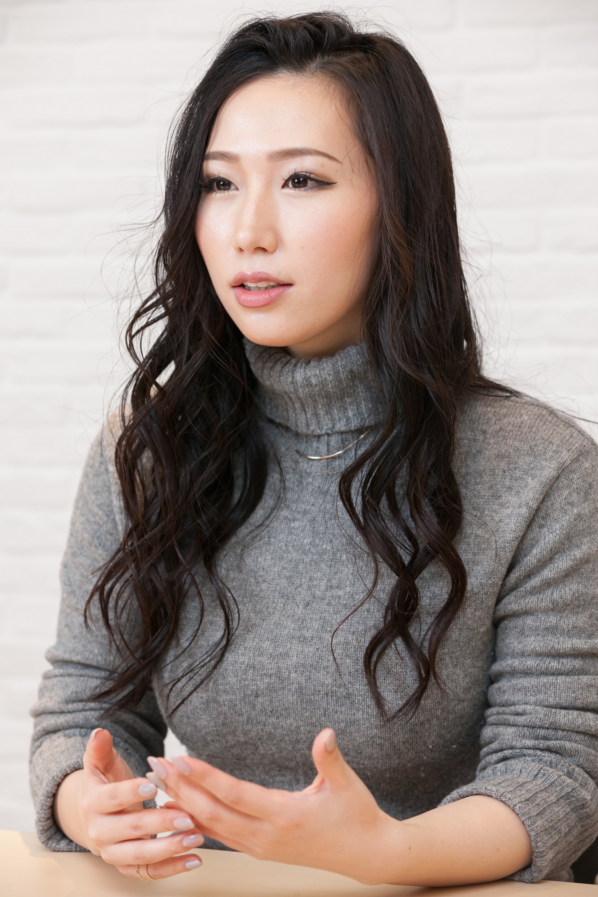 佐山愛 きよぞう в X: „佐山愛さんのインタビューがあったんだけど、どうしても外せない用事があって、泣く泣く別のライターにお願いした。  あがってきた取材写真を見たら、ますますきれいになられていて、めっちゃ悔しいです!!! #ゴンザレス佐山に会いたかったよ～ https://t.co  ...