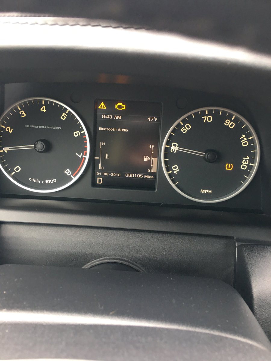 FNLongLocks's tweet photo. @LandRoverUSA Dealer has car for 8 months 22k in work. 3 days later.. https://t.co/8gSyqgwZZT